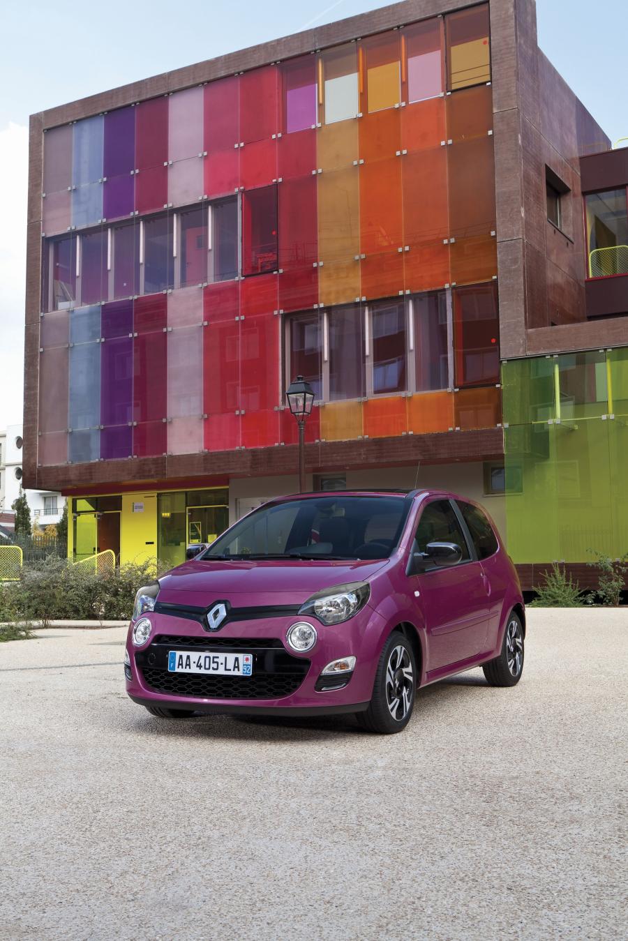  Renault Twingo 2011 года  (фото 13 из 83)
